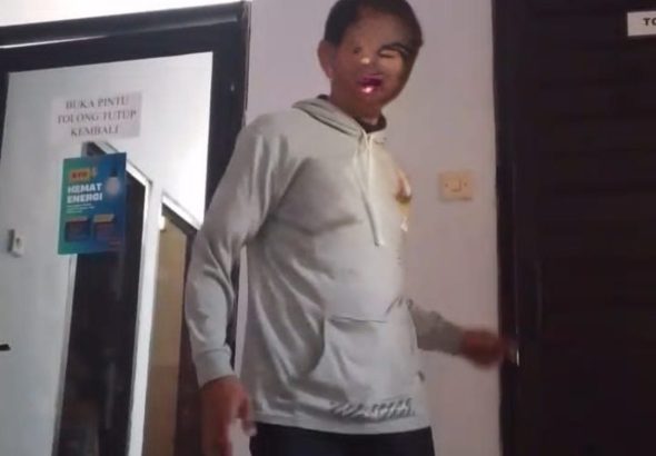 1001037958